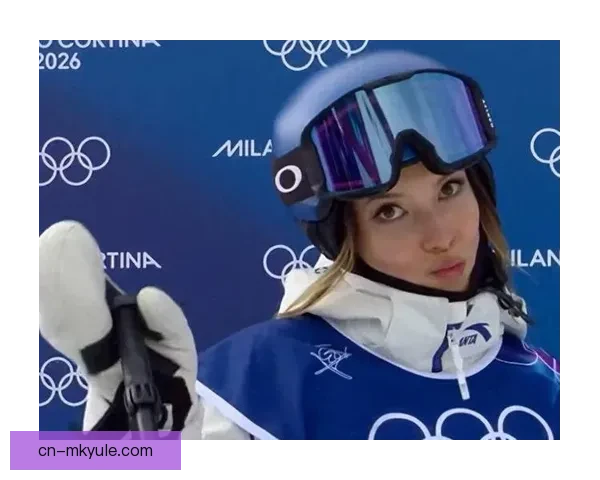 银装赛场闪耀时刻谷爱凌坡障银牌